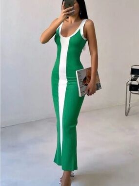 Green & White Sleeveless Bodycon Dress